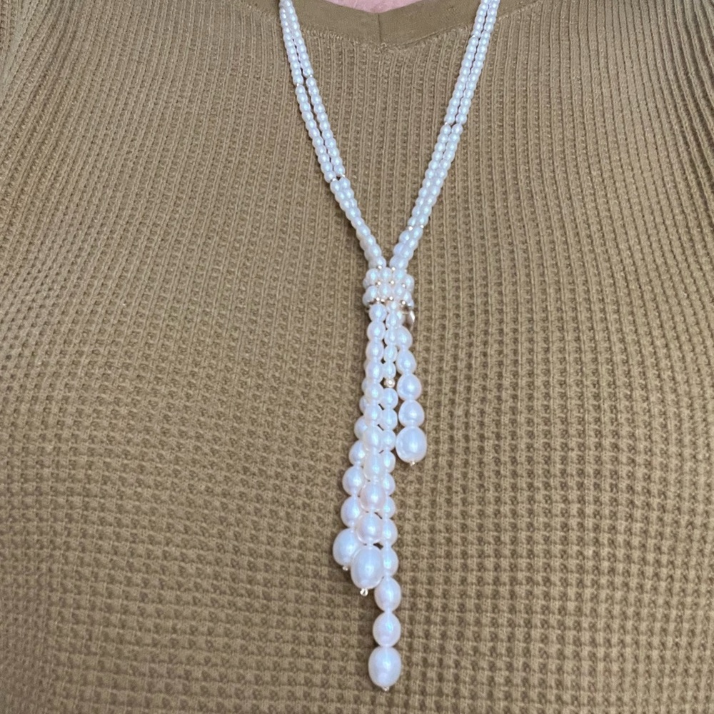 Beautiful long strand pearl necklace - Picture 2 of 10